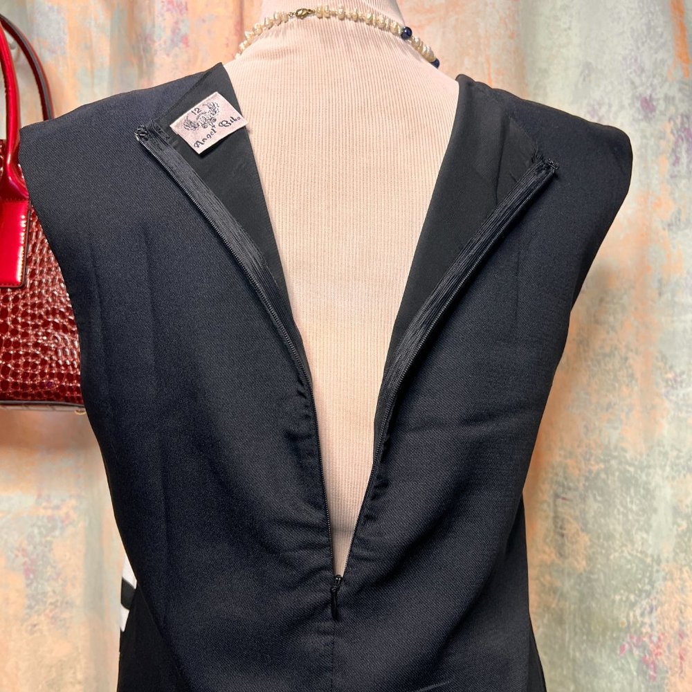 πAngel Biba 70s Style Sleeveless Shift Dress - Picture 8 of 13